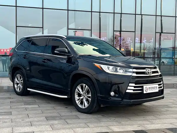 Toyota Highlander 2021