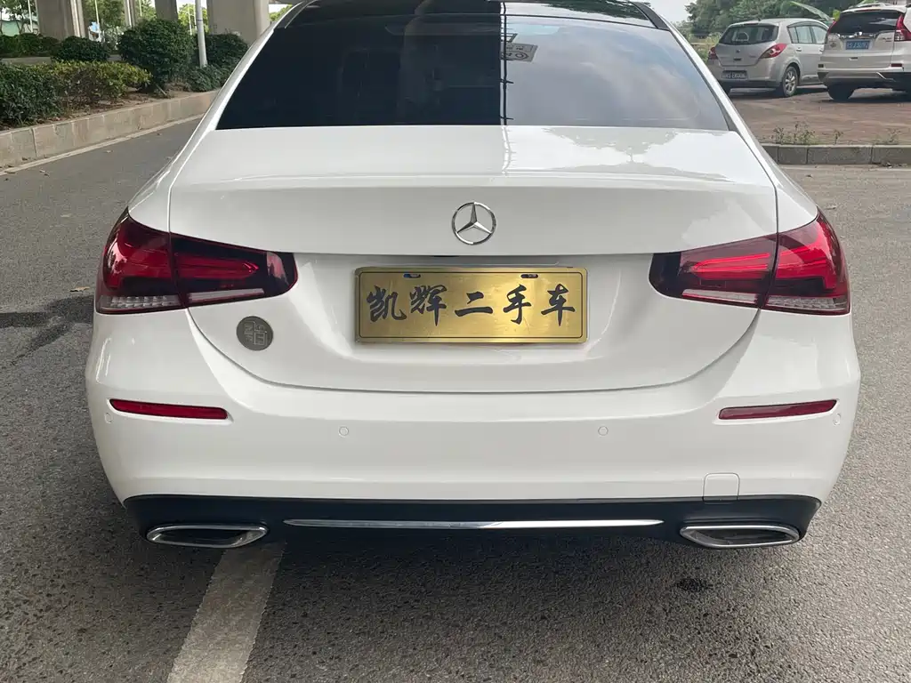 Mercedes-Benz A-Class 2019 — фото 11