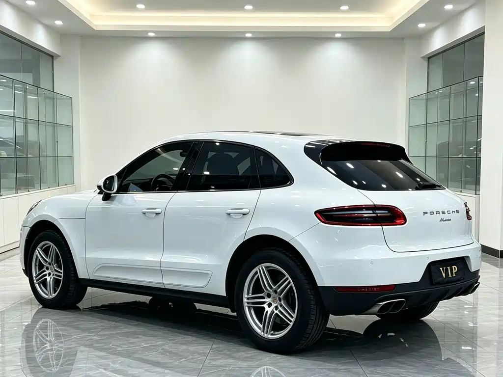 Porsche Macan 2018 — фото 6