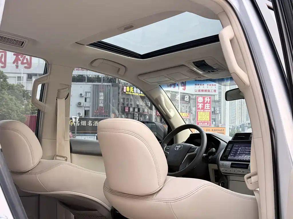 Toyota Prado 2019 — фото 19
