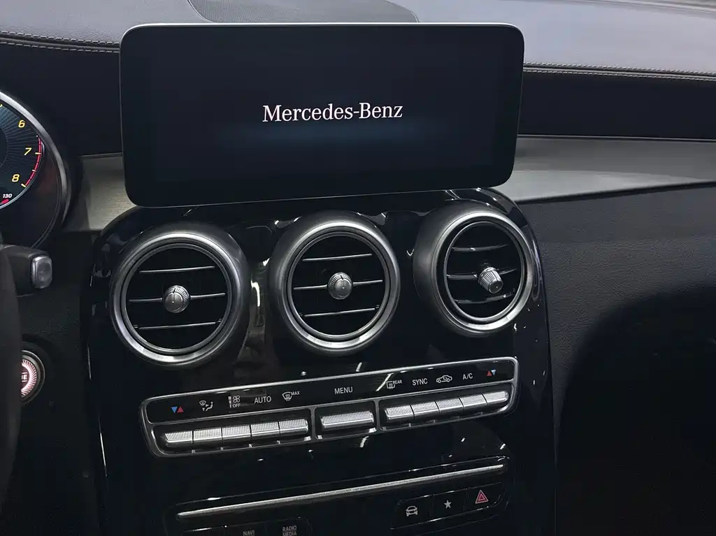 Mercedes-Benz GLC 2022 — фото 14