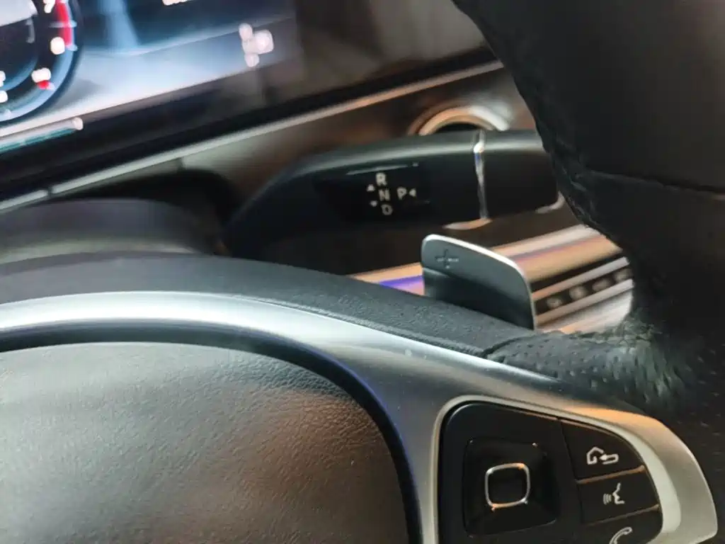 Mercedes-Benz E-Class 2017 — фото 14