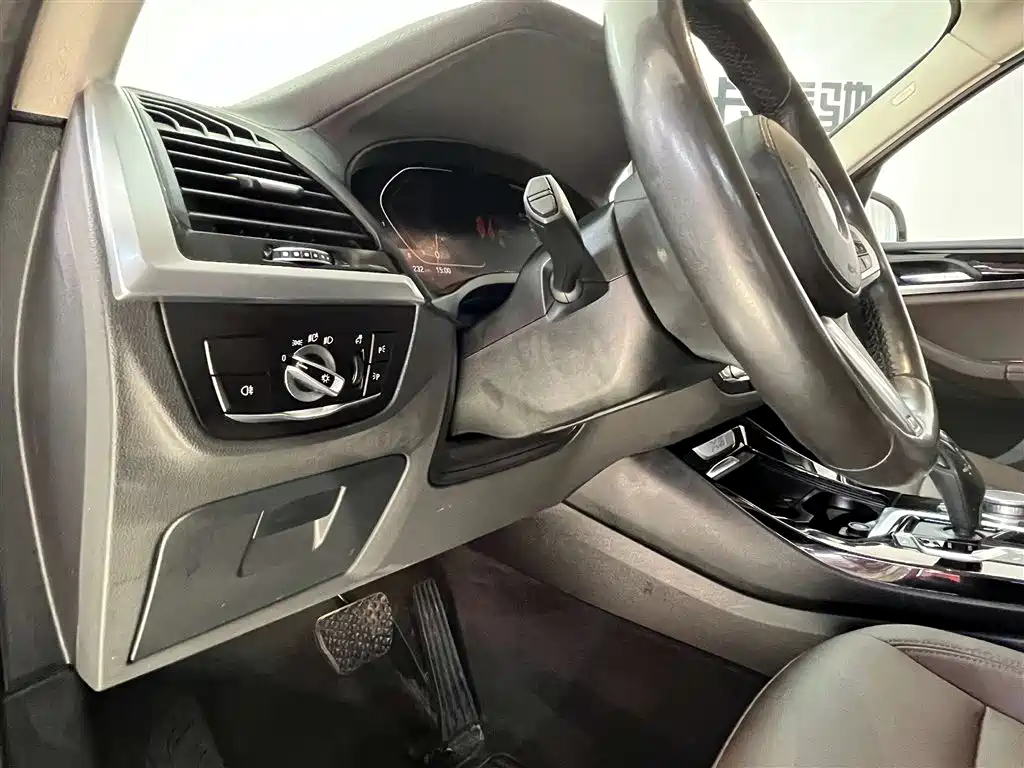 BMW X3 2020 — фото 25