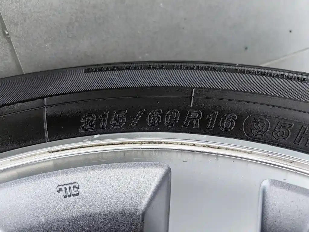 Honda Accord 2011 — фото 24