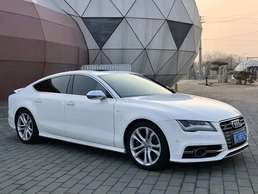 Audi S7 2014 — фото 3