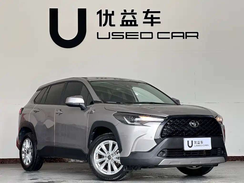 Toyota Corolla Cross 2022 — фото 3