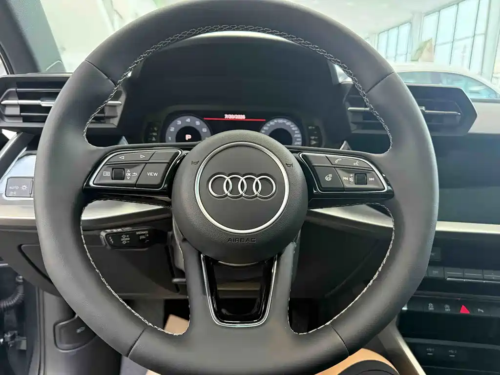 Audi A3 2022 — фото 14