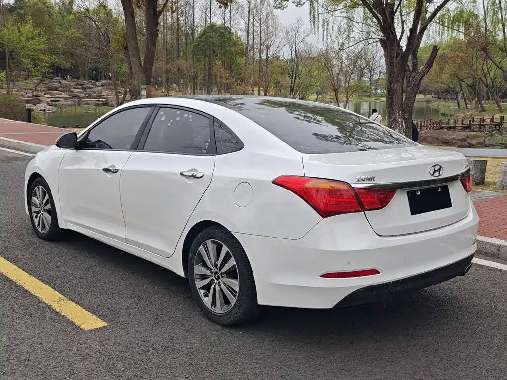 Hyundai Mistra 2015 — фото 6