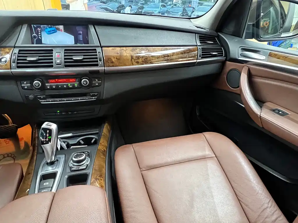 BMW X5 2013 — фото 27
