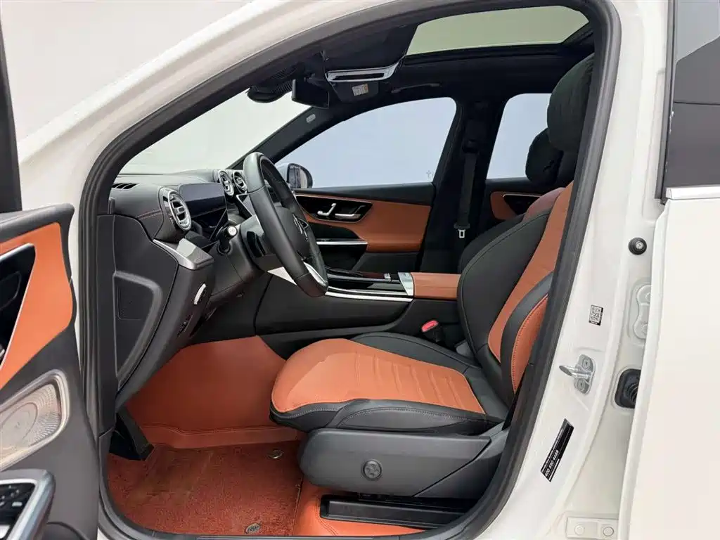 Mercedes-Benz GLC 2023 — фото 15