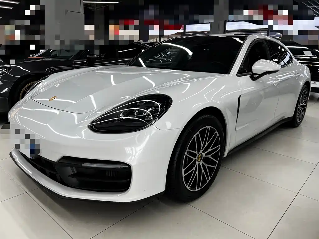 Porsche Panamera 2020 — фото 1