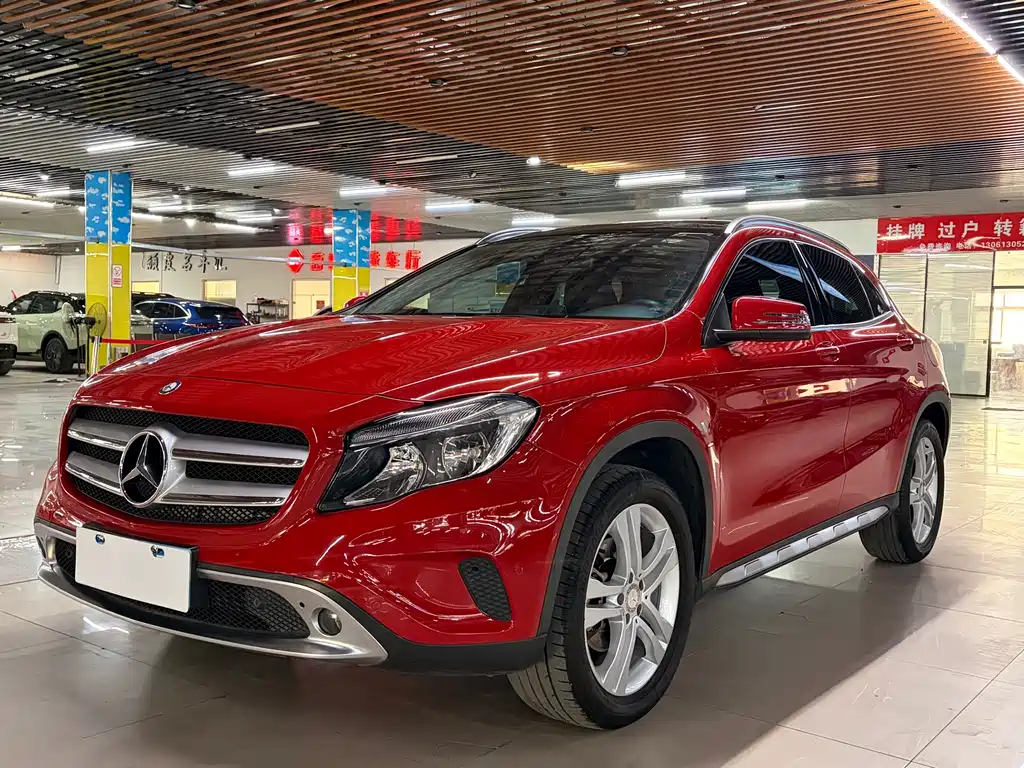 Mercedes-Benz GLA 2016