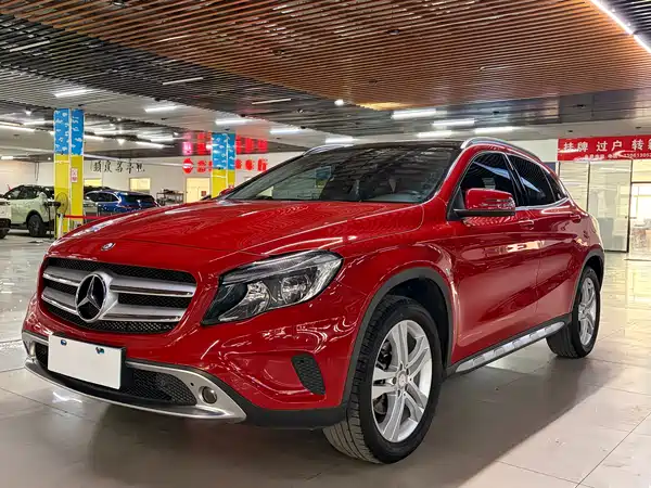 Mercedes-Benz GLA 2016