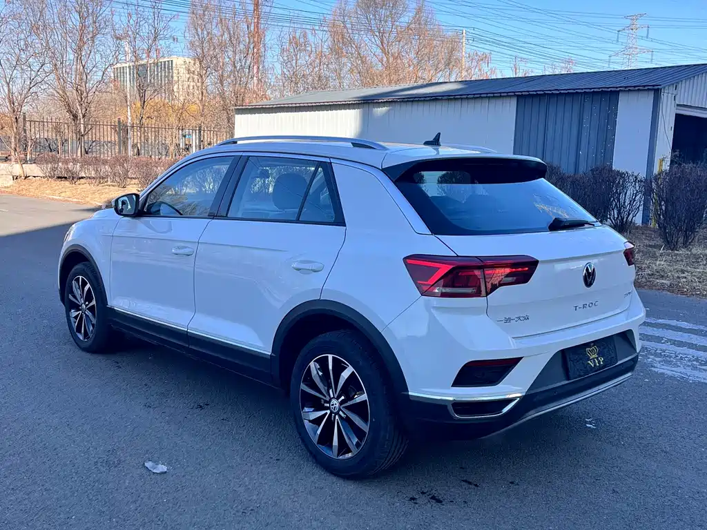 Volkswagen T-Roc 2022 — фото 7