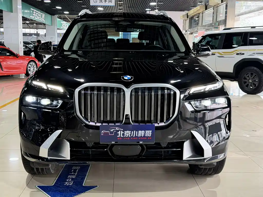 BMW X7 2023 — фото 2