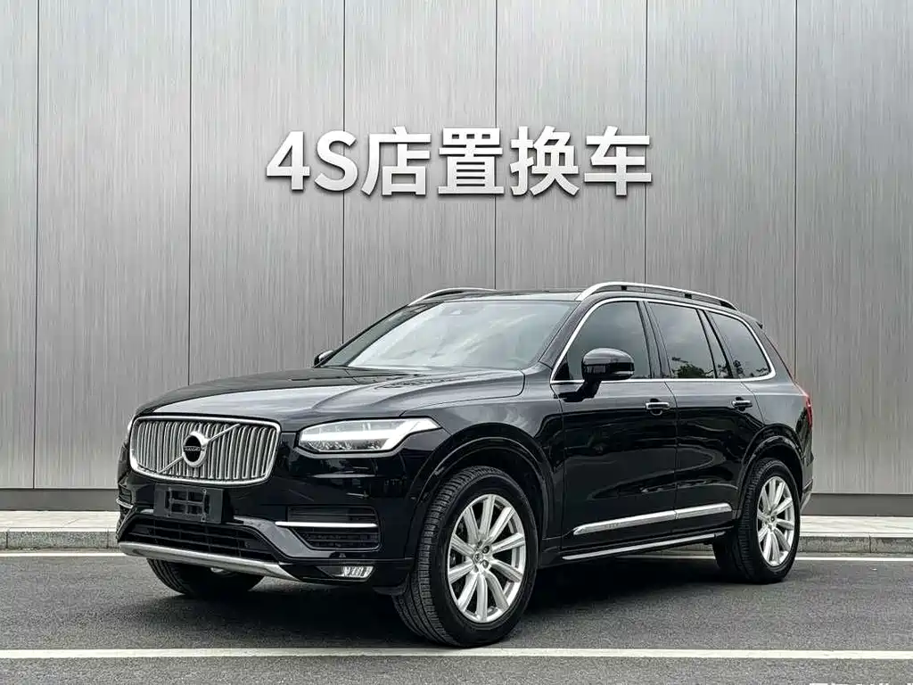 Volvo XC90 2018 — фото 1
