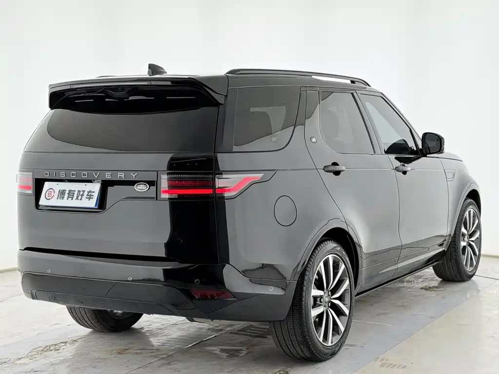 Land Rover Discovery 2024 — фото 9