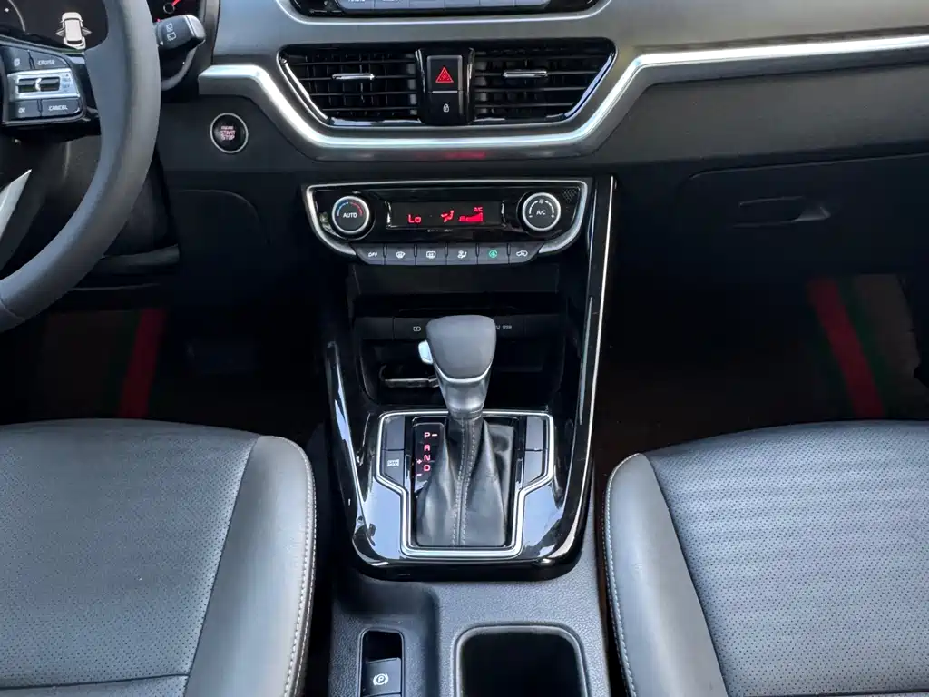 Kia Sportage 2021 — фото 15