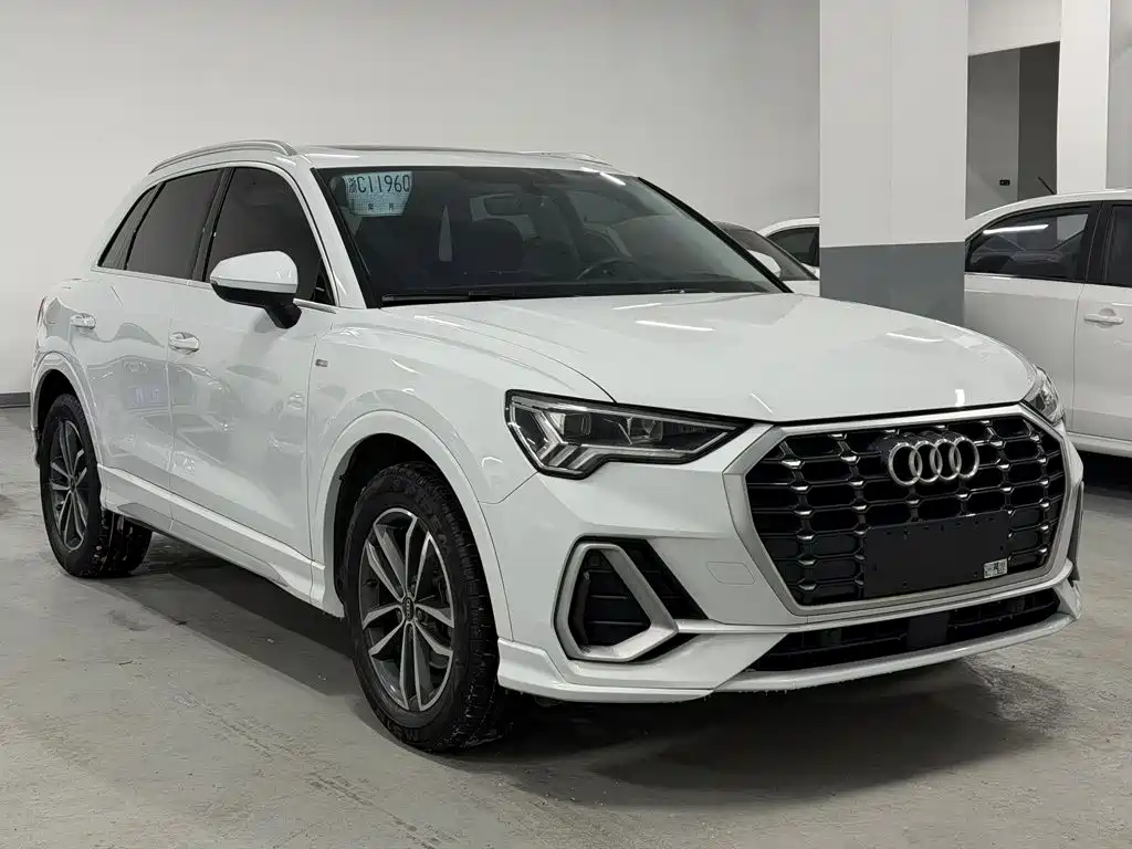 Audi Q3 2022