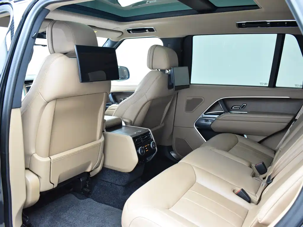 Land Rover Range Rover 2023 — фото 15