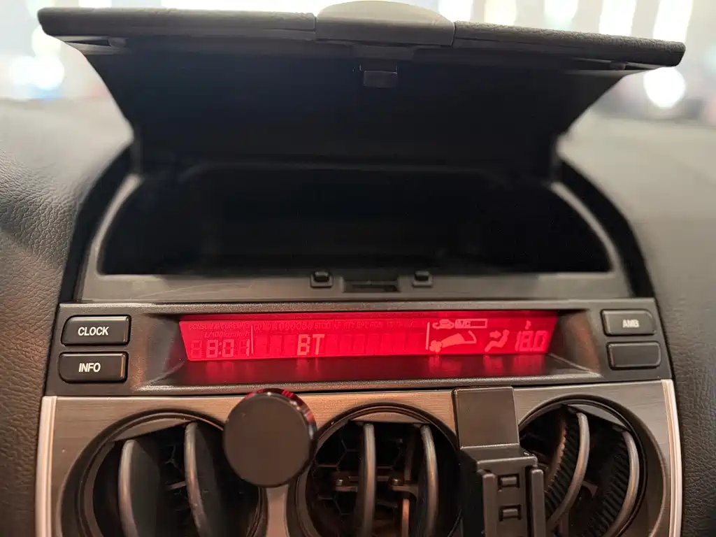 Mazda 6 2015 — фото 12