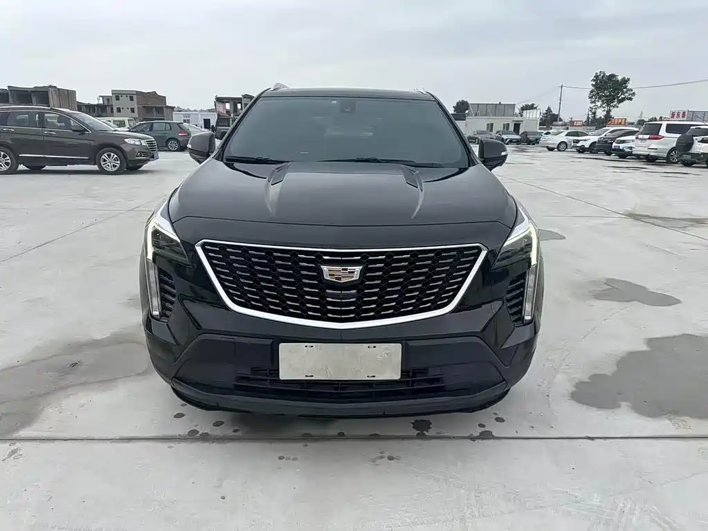 Cadillac XT4 2020 — фото 2