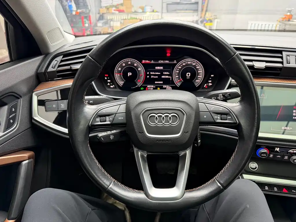 Audi Q3 2022 — фото 16