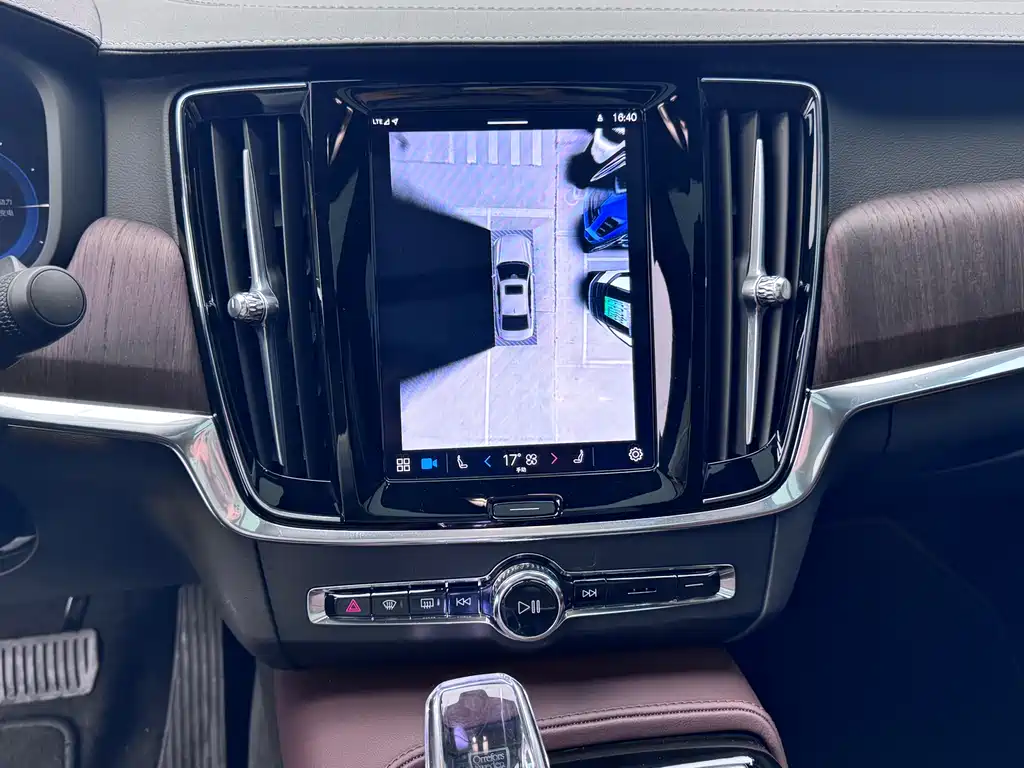 Volvo S90 PHEV 2024 — фото 10