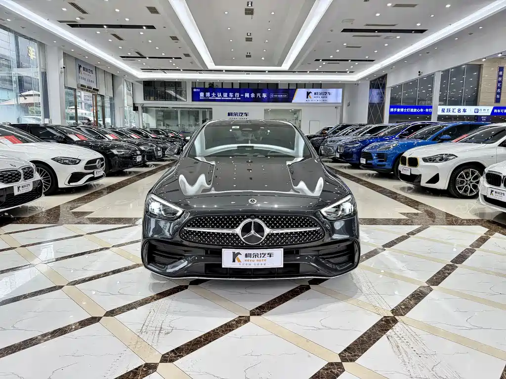 Mercedes-Benz C-Class 2023 — фото 3