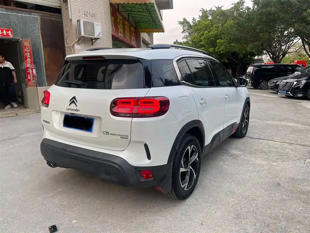 Citroen C5 AIRCROSS 2018 — фото 9