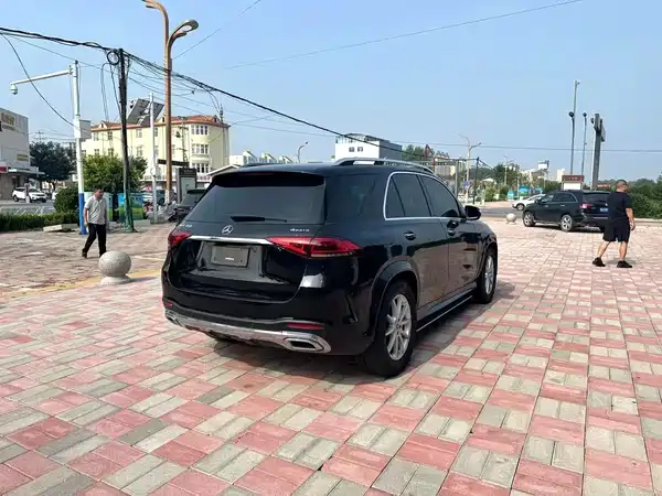 Mercedes-Benz GLE 2021