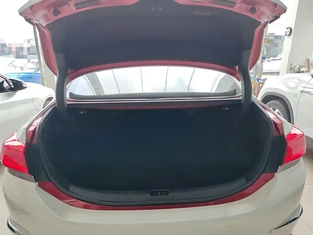 Honda Spirior 2015 — фото 19