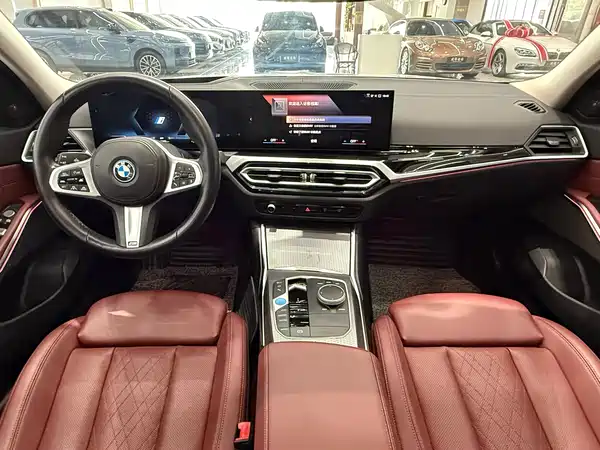 BMW i3 2023