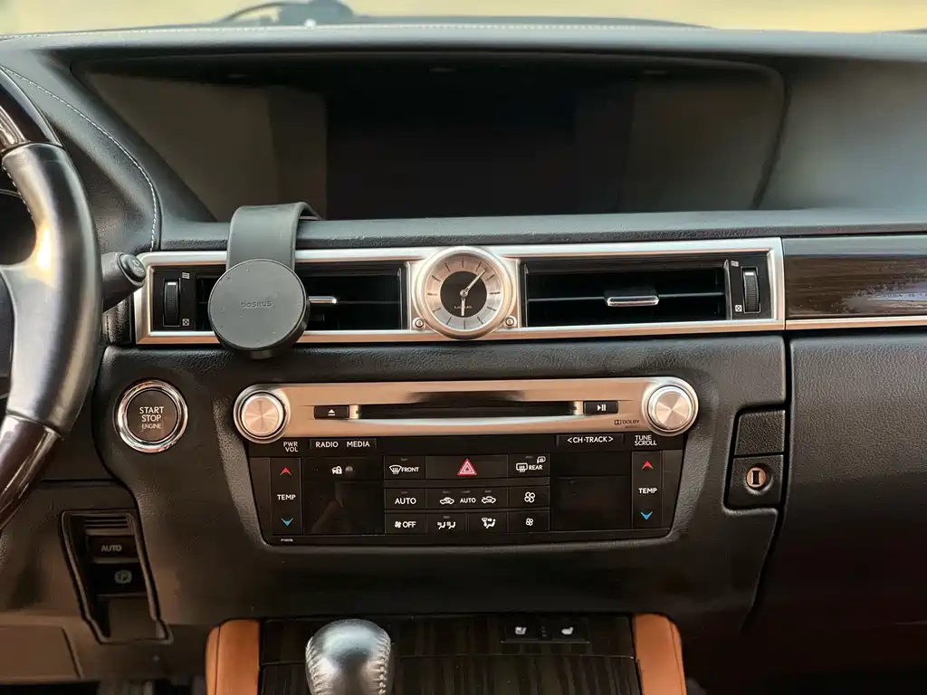 Lexus GS 2015 — фото 14