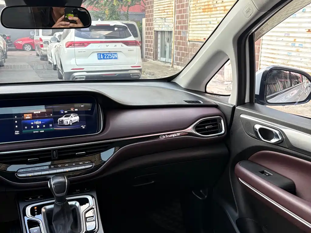 GAC Trumpchi M6 2022 — фото 10