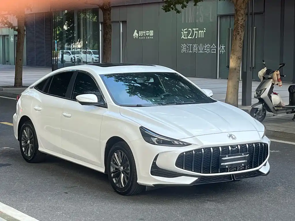 MG 5 2025