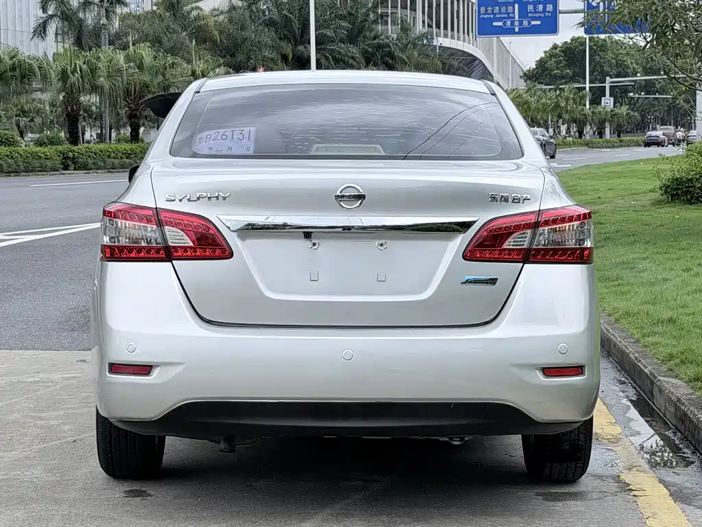 Nissan Sylphy 2013