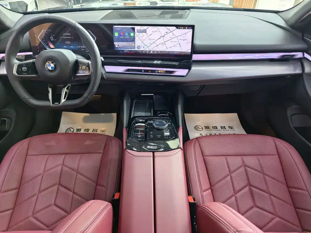 BMW 5 Series 2025 — фото 14