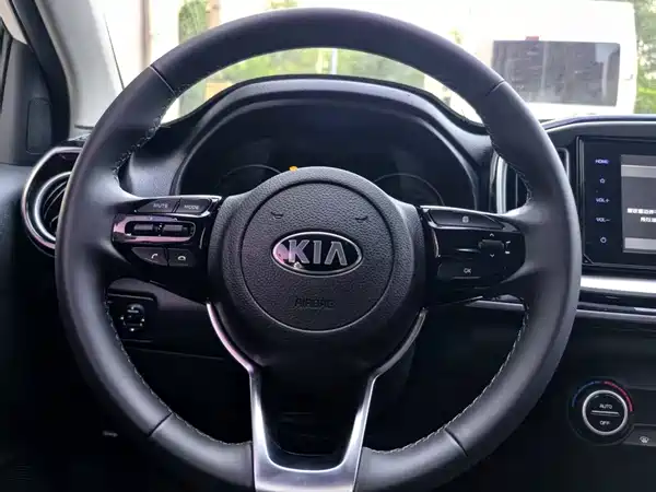 Kia KX1 2019