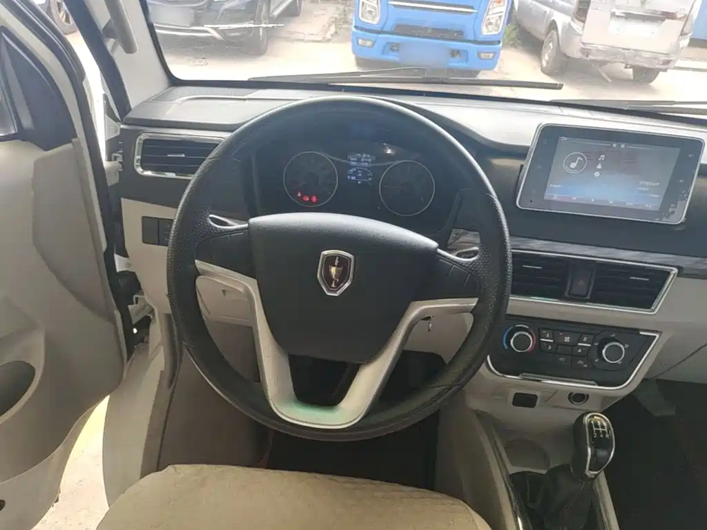 Jinbei New Hiace S 2024 — фото 11