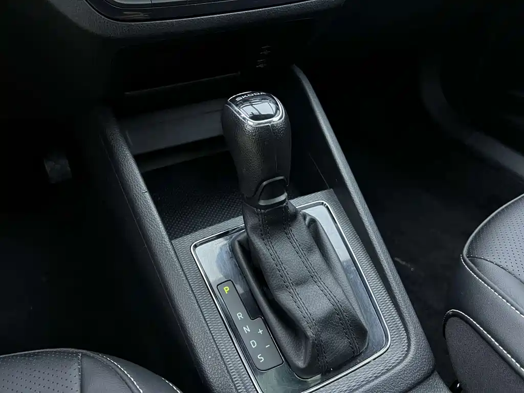 Skoda Kamiq 2023 — фото 10