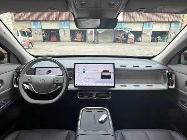 Leapmotor B10 2025