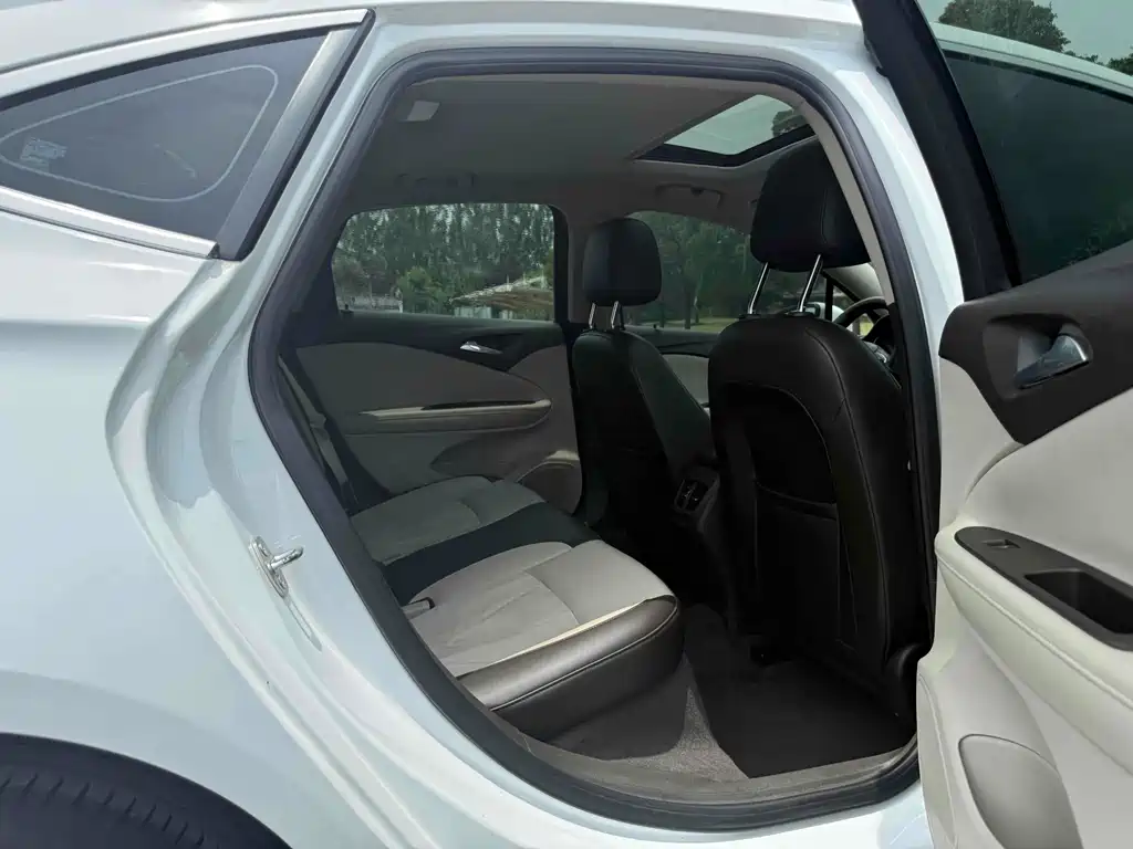 Buick Verano 2015 — фото 11