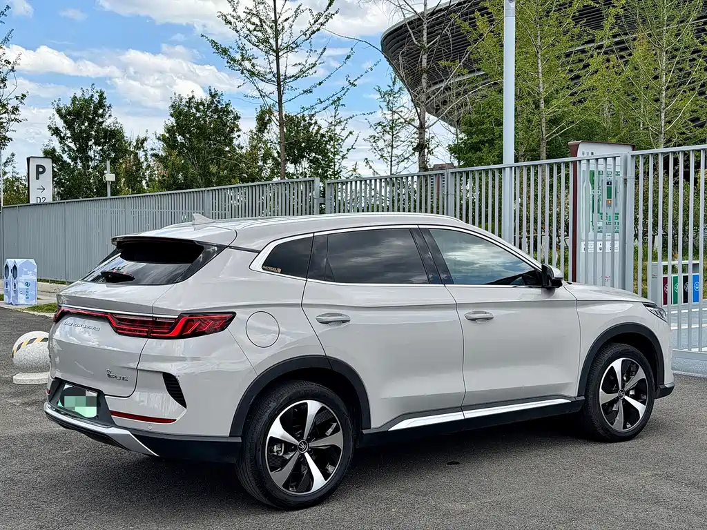 BYD Song PLUS New Energy 2023 — фото 5