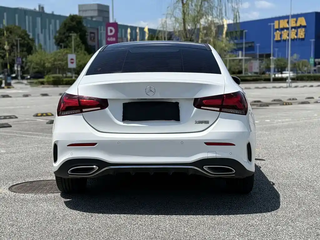 Mercedes-Benz A-Class 2023 — фото 6