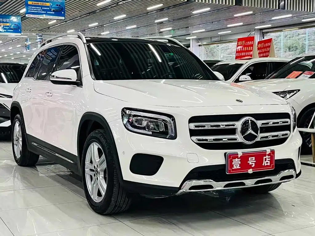 Mercedes-Benz GLB 2023 — фото 3