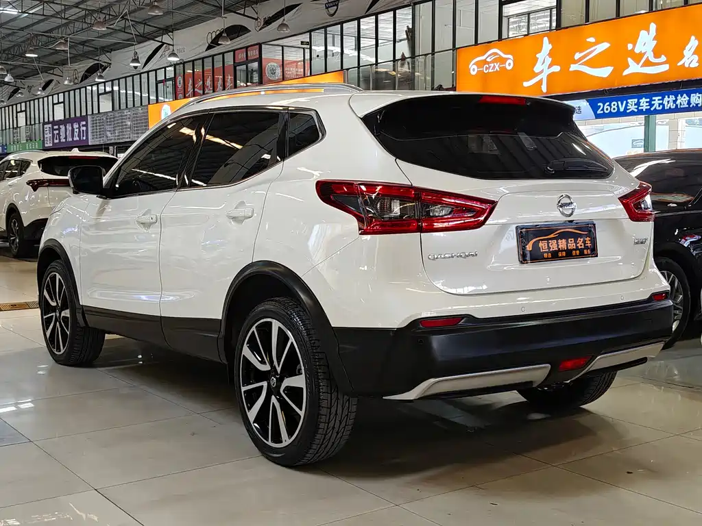 Nissan Qashqai 2023 — фото 4