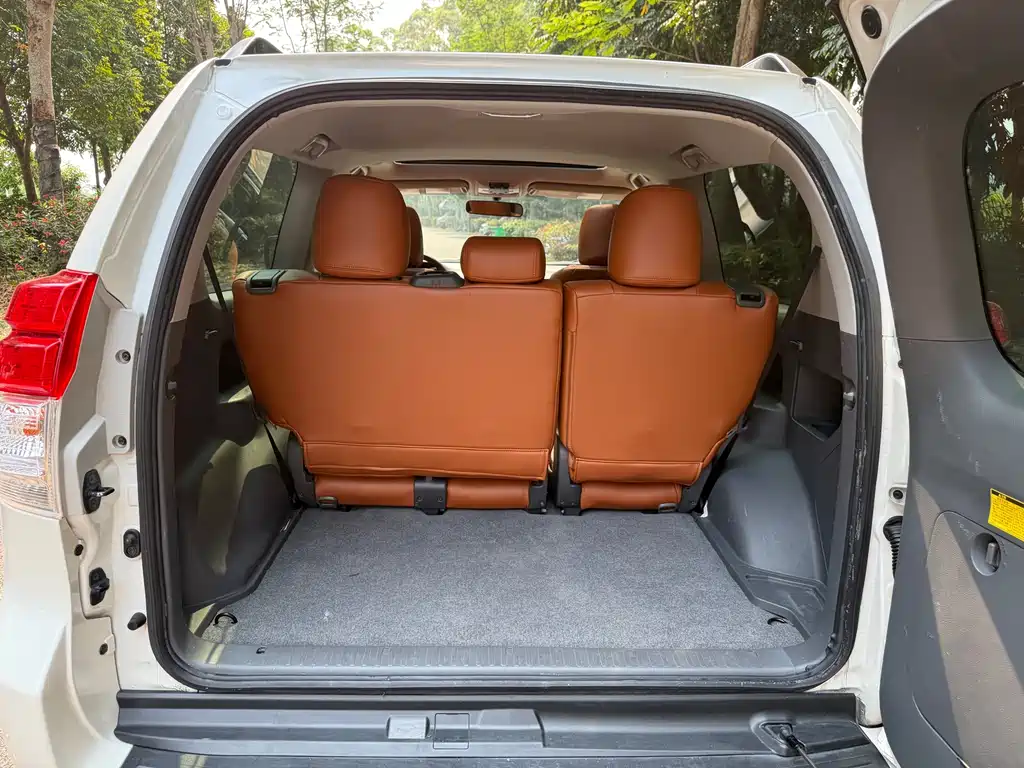 Toyota Prado 2015 — фото 14