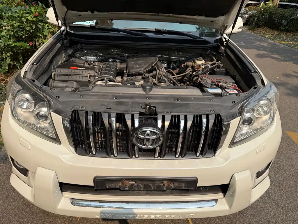 Toyota Prado 2015 — фото 26
