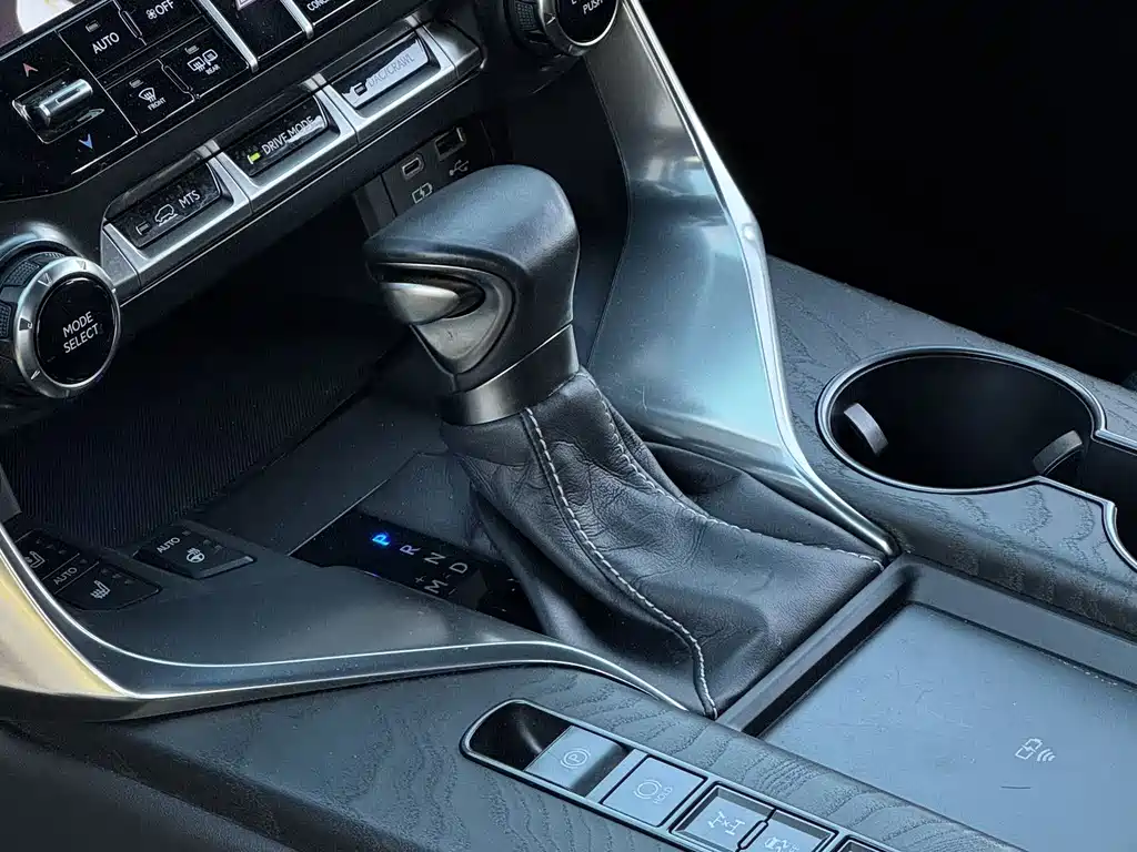 Lexus LX 2024 — фото 16